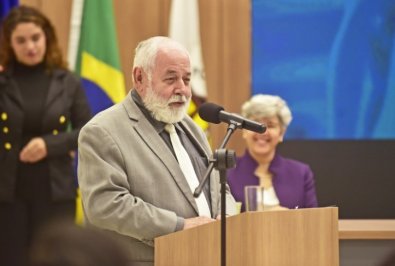 JOSE ZUQUIM.jpg