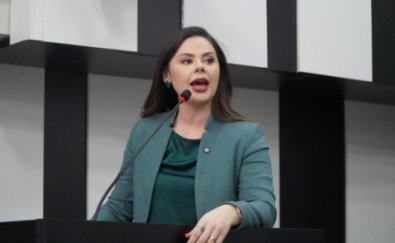Michelly Alencar.jpg