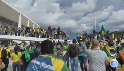 golpistas-bolsonaristas.jpg