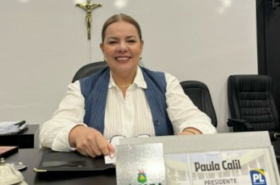 PAULA CALIL.jpg