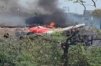 QUEDA-AVIAO-INDIA2.jpg