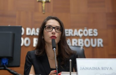 janaina riva.jpg