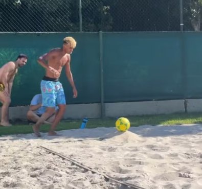 Lamine Yamal futevolei