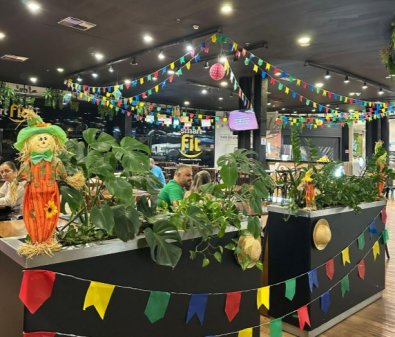 FESTA JUNINA.jpg