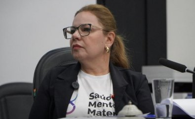 PAULA CALIL.jpg