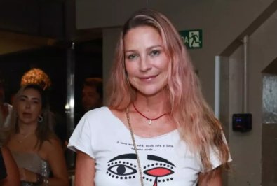 LUANA PIOVANI.jpg