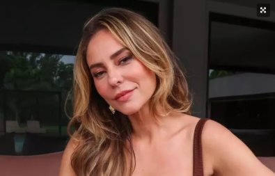 paolla oliveira.jpg