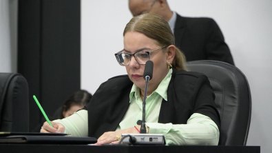 PAULA CALIL