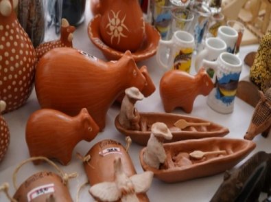 FEIRA MAOS CUIABANA.jpg