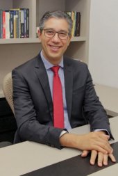 MAX FERREIRA.jpg