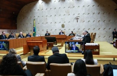 plenario STF.jpg