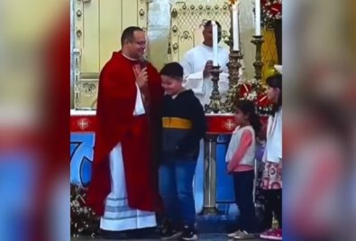 CRIANCA - PADRE.jpg