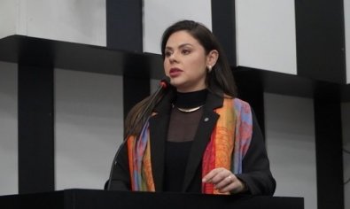 Michelly Alencar.jpg