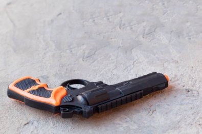 arma de brinquedo.jpg