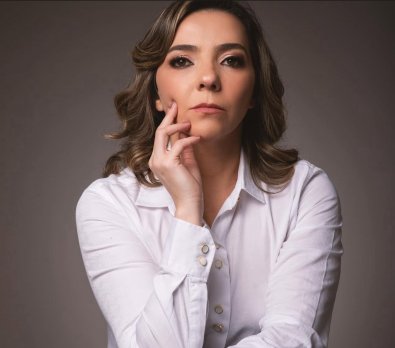 vanessarosin-advogada.jpeg