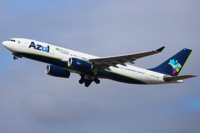 AZUL VOO.jpg