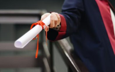 diploma.jpg