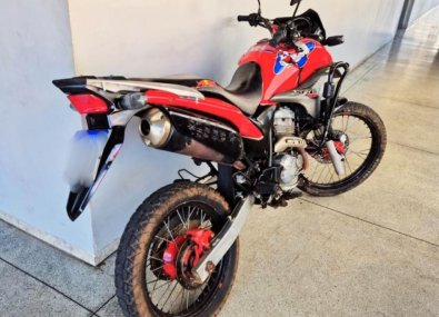 MOTOCICLETA ROUBADA.jpg