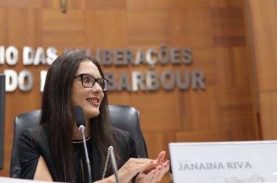 JANAINA RIVA .jpg