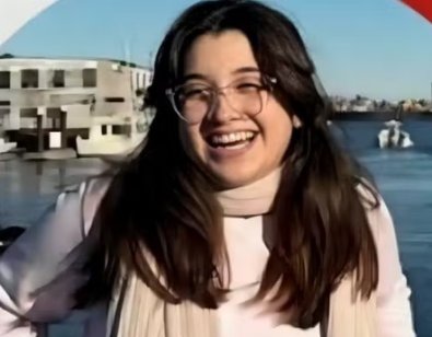 ANA CAROLINA.jpg