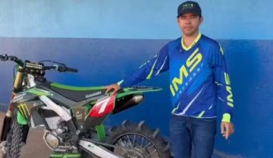 MOTOCICLISTA SURFA RIO XINGU1.jpg