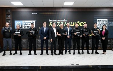 ENTREGA ARMAS POLICIAIS PENAIS1.jpg
