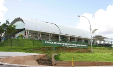ESCOLA DE SERVIDORES PJ.jpg