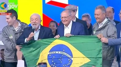 lula-bandeirabrasil.jpg