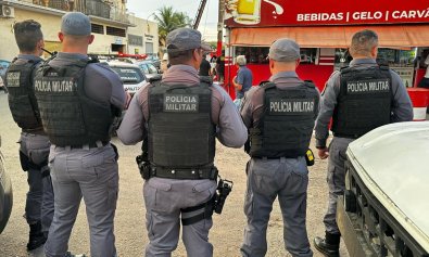 POLICIAIS MILITAR