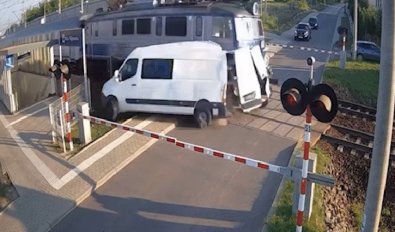 VAN - TREM.jpg
