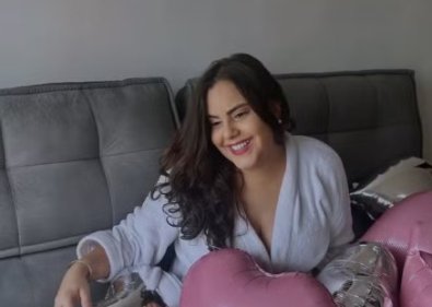 LUNA ALVES CANTORA.jpg